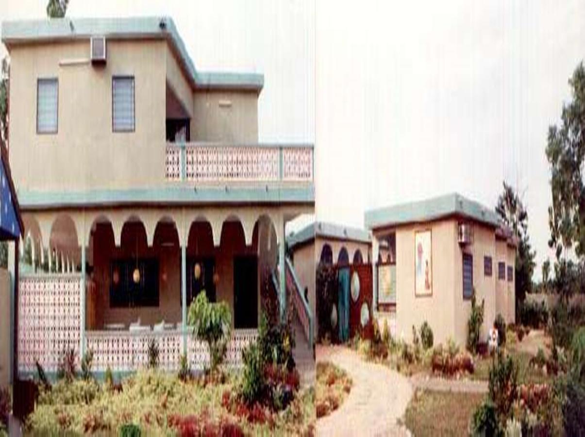 Hotel Marie Antoinette Kara Exterior photo